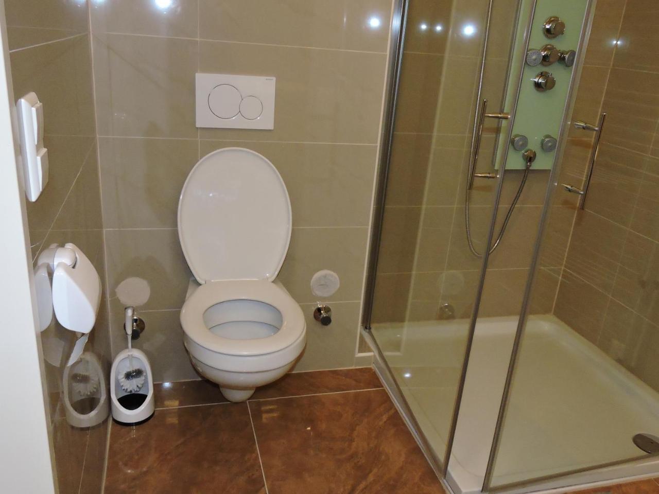 215 Apartment Wien 4-6 Pers 42M2 Klagenfurt am Woerthersee Exterior foto